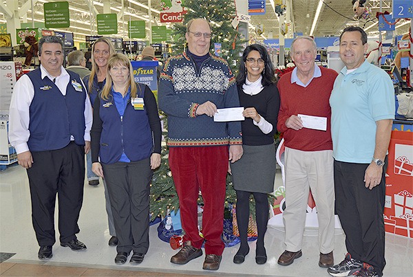 From left are Lee Ruiz