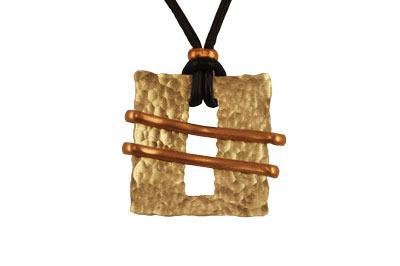 See some of Brian Buntain's work at the Blue Whole Gallery.