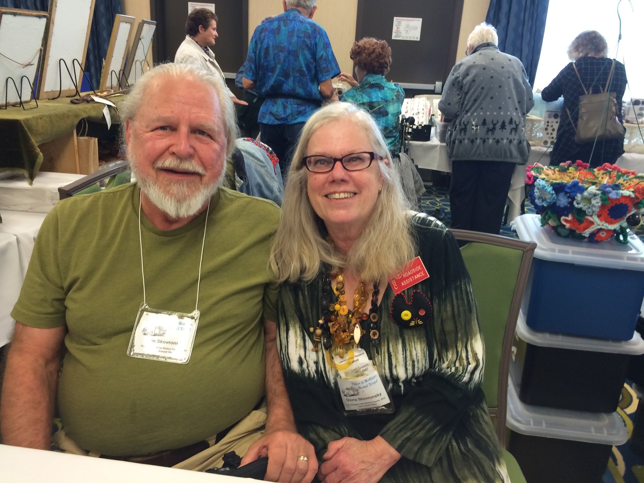 Buttons, buttons everywhere: Washington State Button Convention a ...