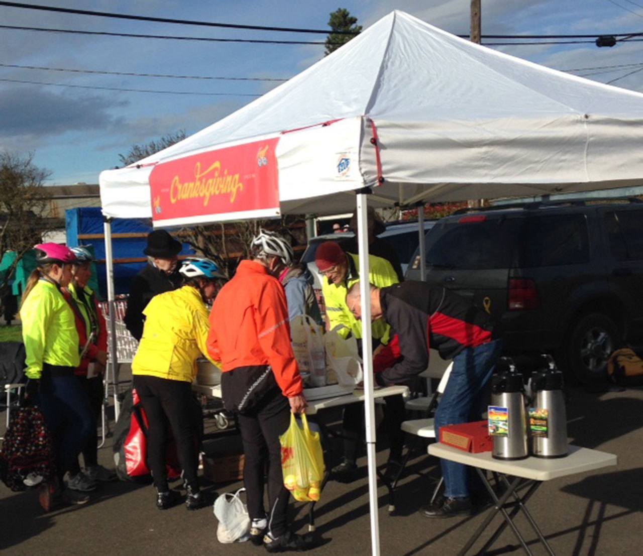 Sequim Cranksgiving event rides past 1,000-pound goal