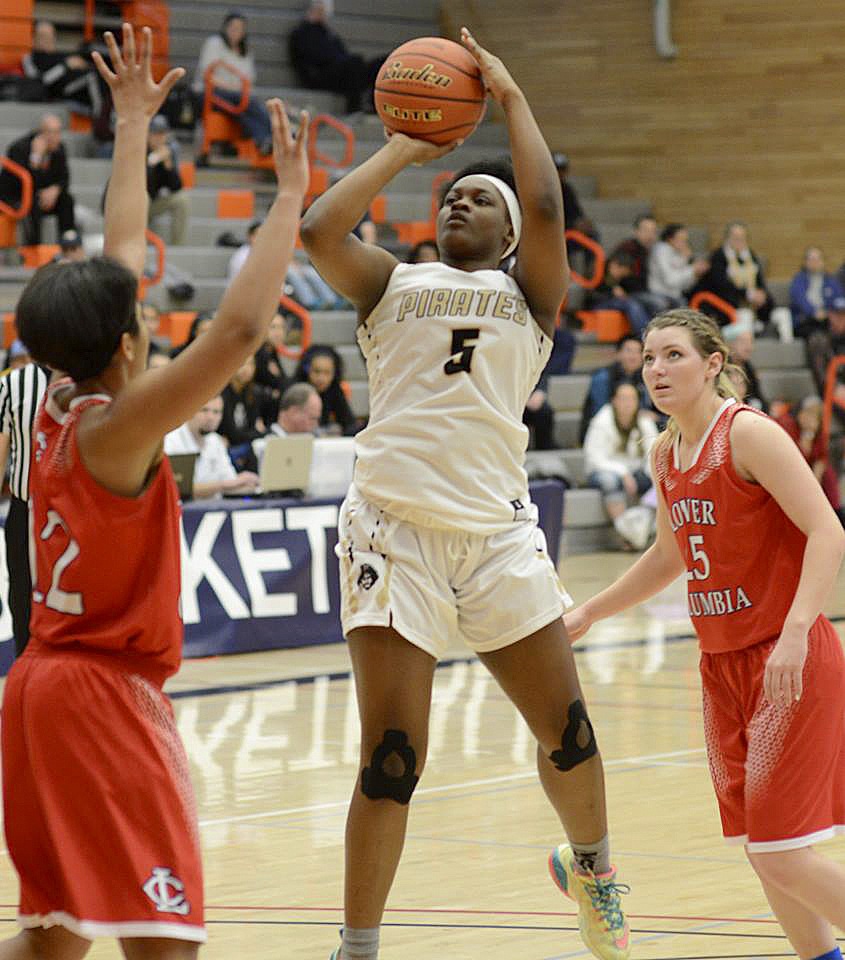 College basketball: Pirate hoops squads gear up for ‘16-17 seasons