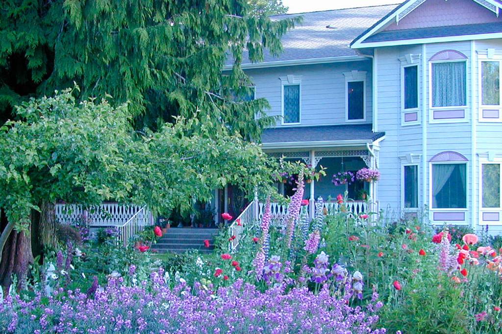 View beautiful B&Bs during PA Symphony toursSeven sites in PA and Sequim selected;reserve tickets in advance of April event