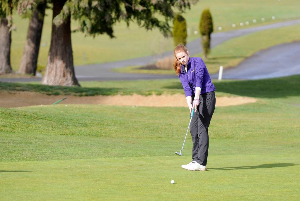 Golf: Sequim squads sweep aside Bremerton