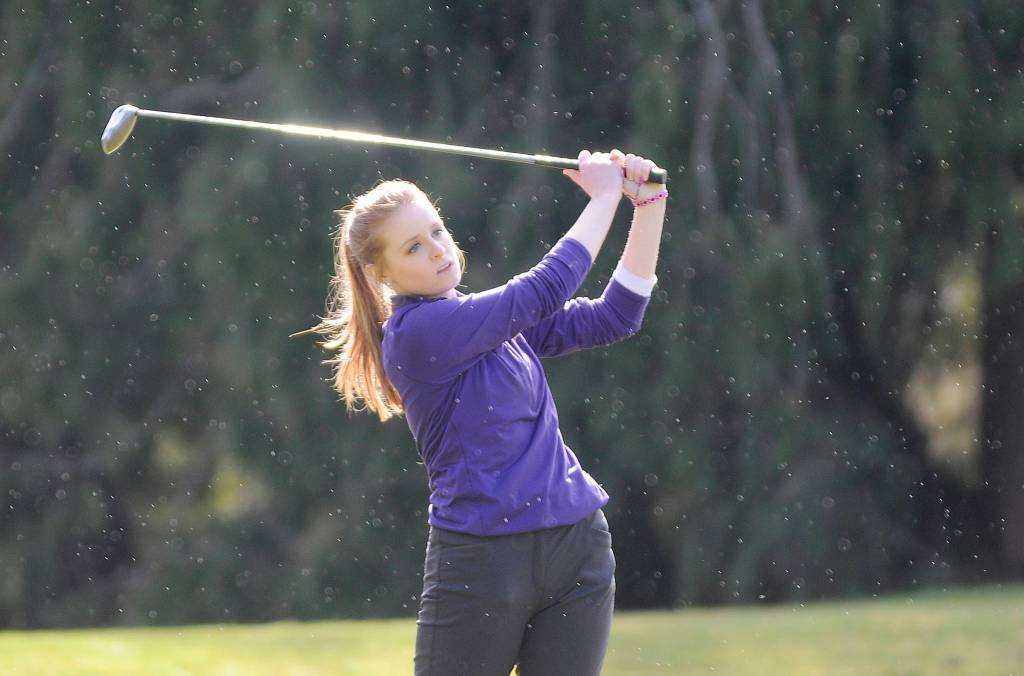 Golf: Sequim squads sweep aside Bremerton