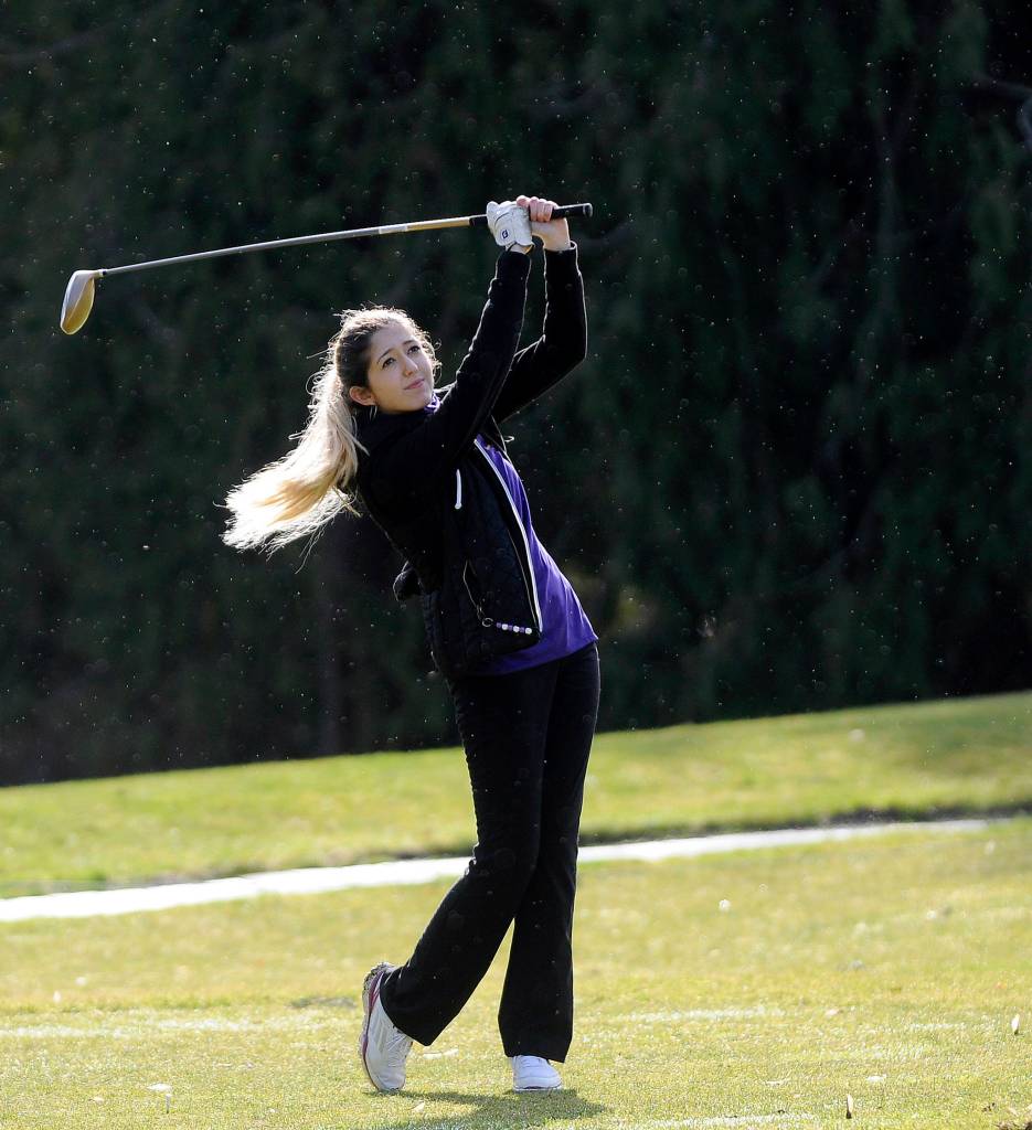 Golf: Sequim squads sweep aside Bremerton