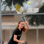 Girls Tennis: Wolves’ win streak reaches five in a row