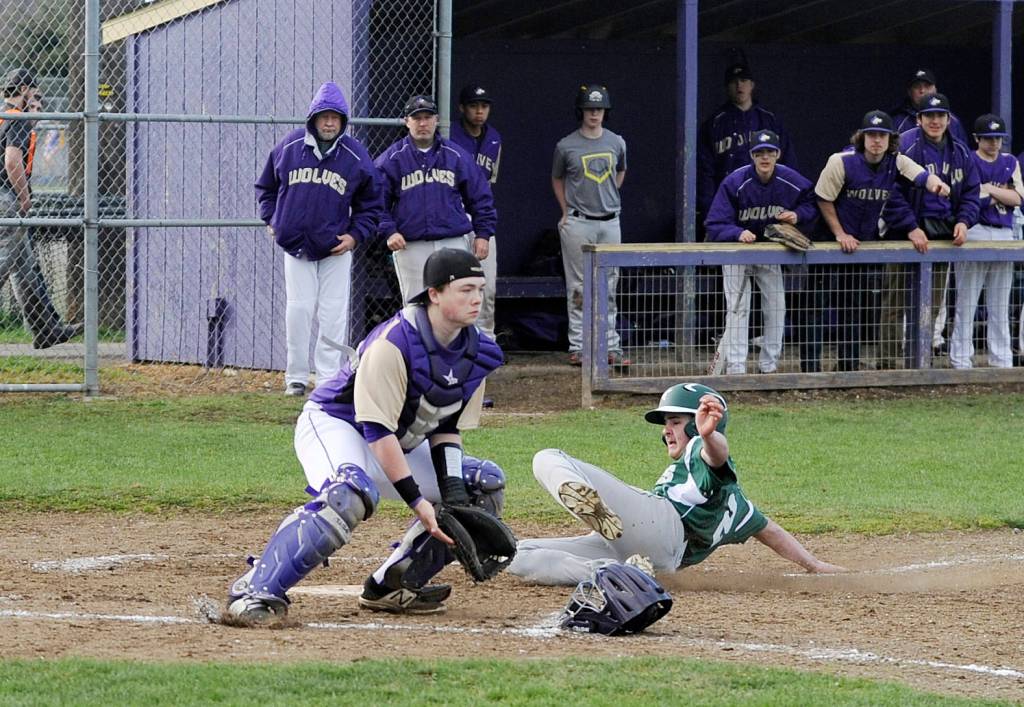 Baseball: Wolves’ slide hits four games