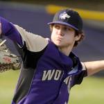 Baseball: Velarde’s clutch hit nets Wolves a win