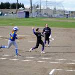 Wolves’ hot bats beat Knights