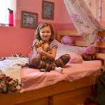 Chloe Loucks, 9, was diagnosed with Type 1 diabetes in 2011 and she&rsquo;s been operating an insulin pump since 2012. For her diabetes care she travels to Seattle Children&rsquo;s, like many other local diabetics because there isn&rsquo;t a local endocrinologist working full-time in the area. Sequim Gazette photos by Matthew Nash