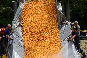 Port Angeles man wins new car in Great Olympic Peninsula Duck Derby