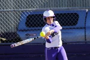 Fastpitch: Wolves blank Bucs, stay in hunt for playoff berth