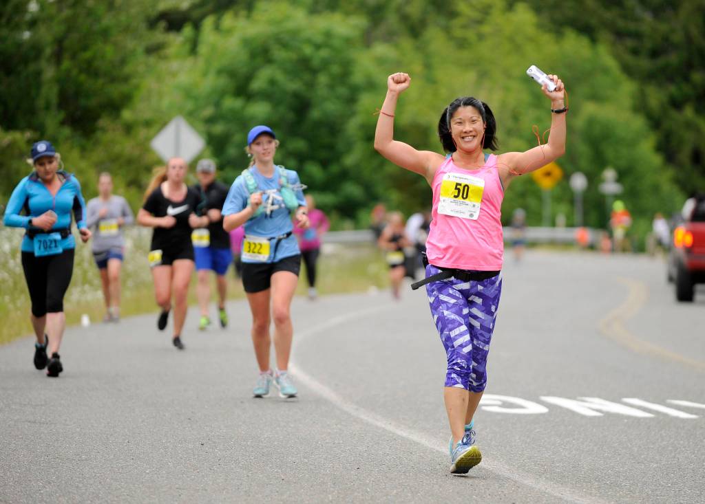 2017 North Olympic Discovery Marathon: Thousands run on a long, windy road