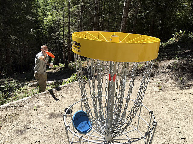 A quick nine at the Rainshadow Disc Golf Park