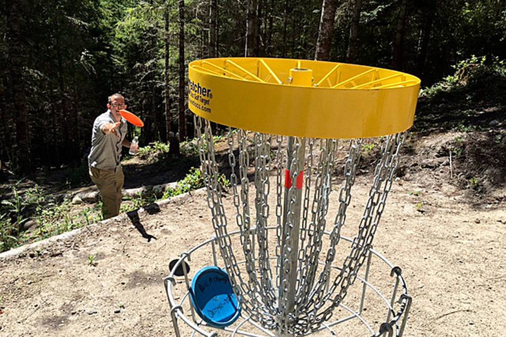 A quick nine at the Rainshadow Disc Golf Park