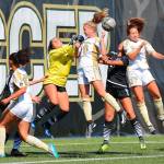 College soccer: Peninsula women win, men earn draw at Shoreline