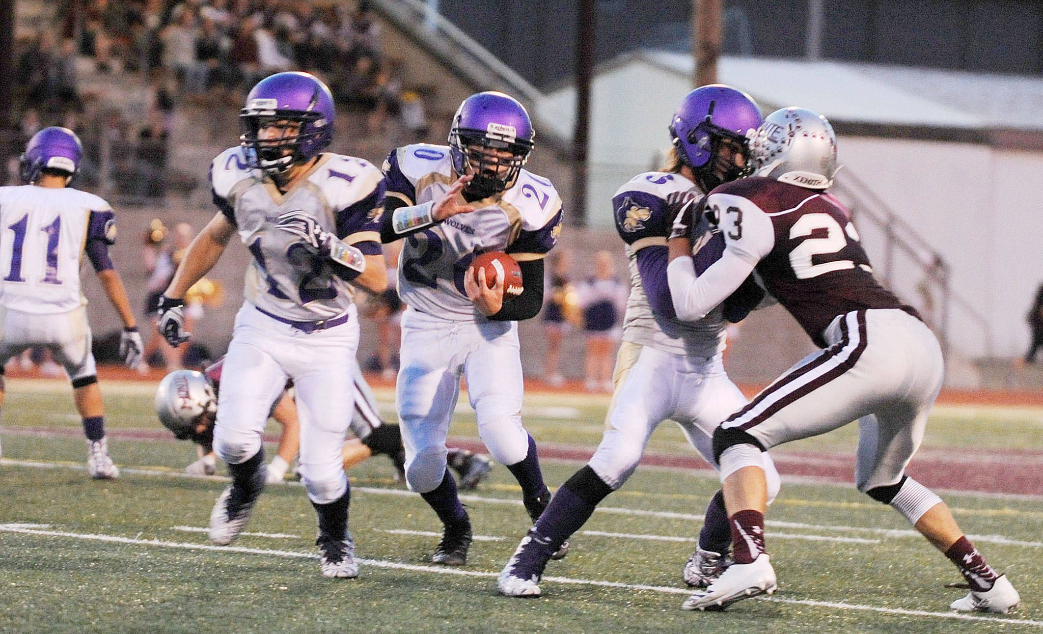 Football: Wolves fall to 1A power in season opener