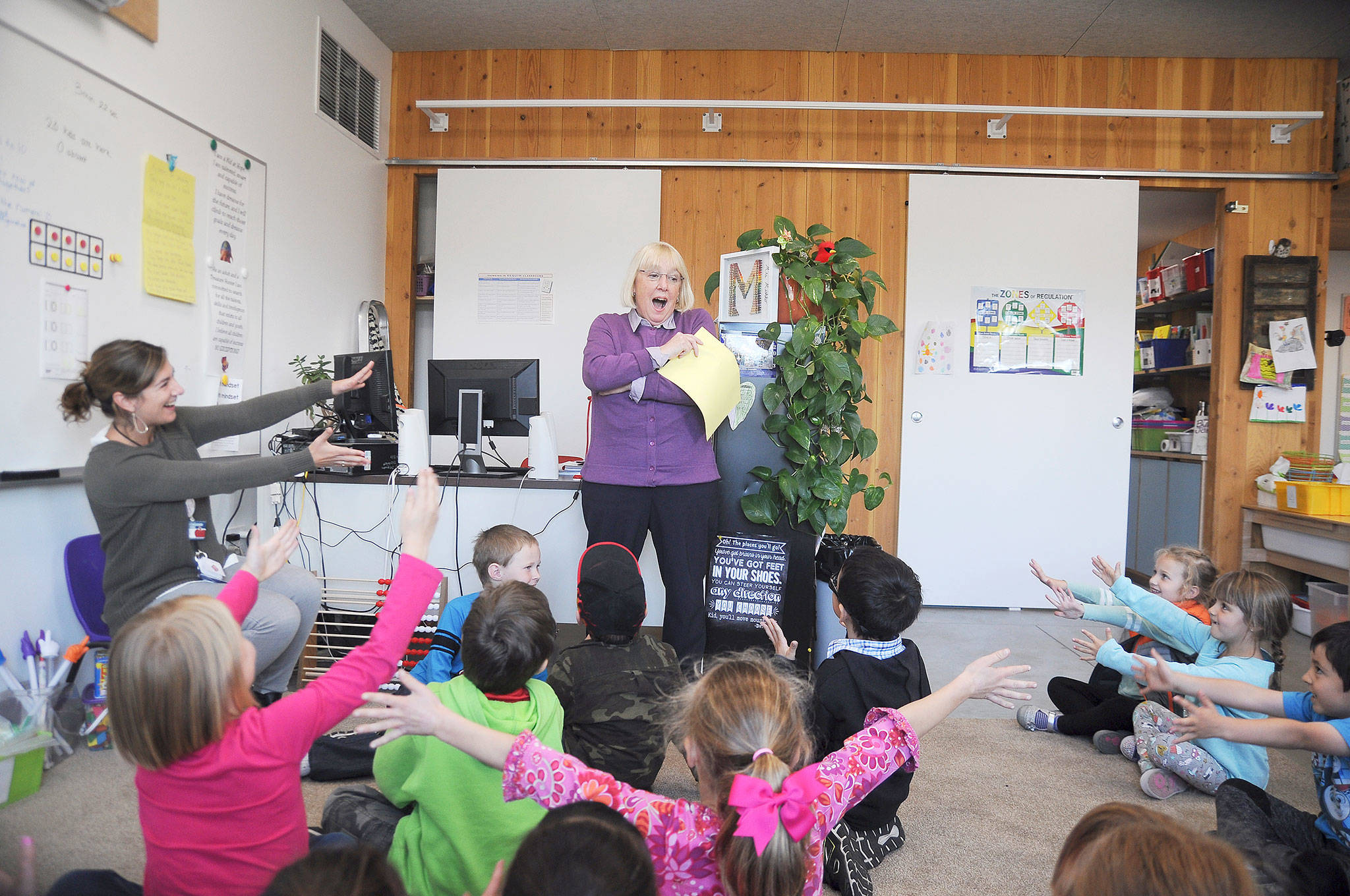 Sen. Murray gets Greywolf tour