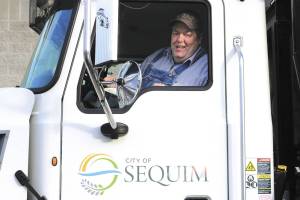 City staffer says goodbye after 33 years