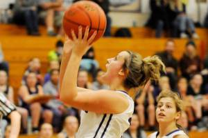 Girls basketball: Youth movement sends Wolves to win in opener