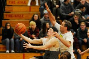 Basketball: SHS Staff Takes on Seniors