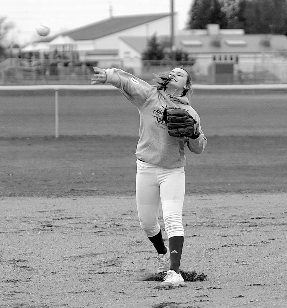 Spring sports preview: Revamped lineup looks to take Sequim fastpitch back to state