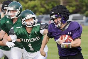 Prep football: Wolves, Riders, Spartans scrimmage