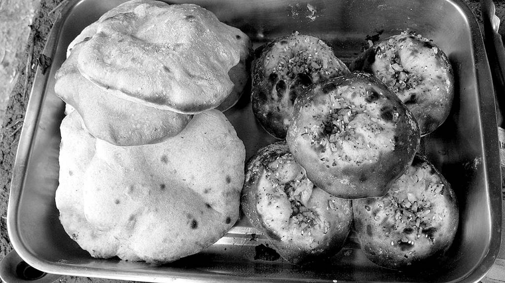 Sequim author turns attention to bread basics with new book