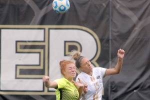 College soccer: Pirates power past Shoreline