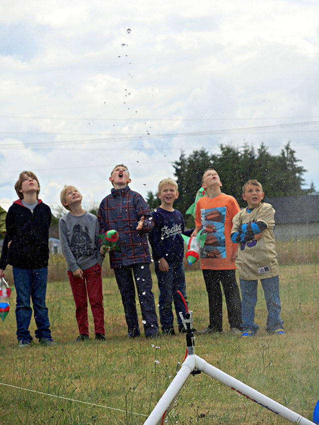 Sequim Library hosts youth-driven science explorations