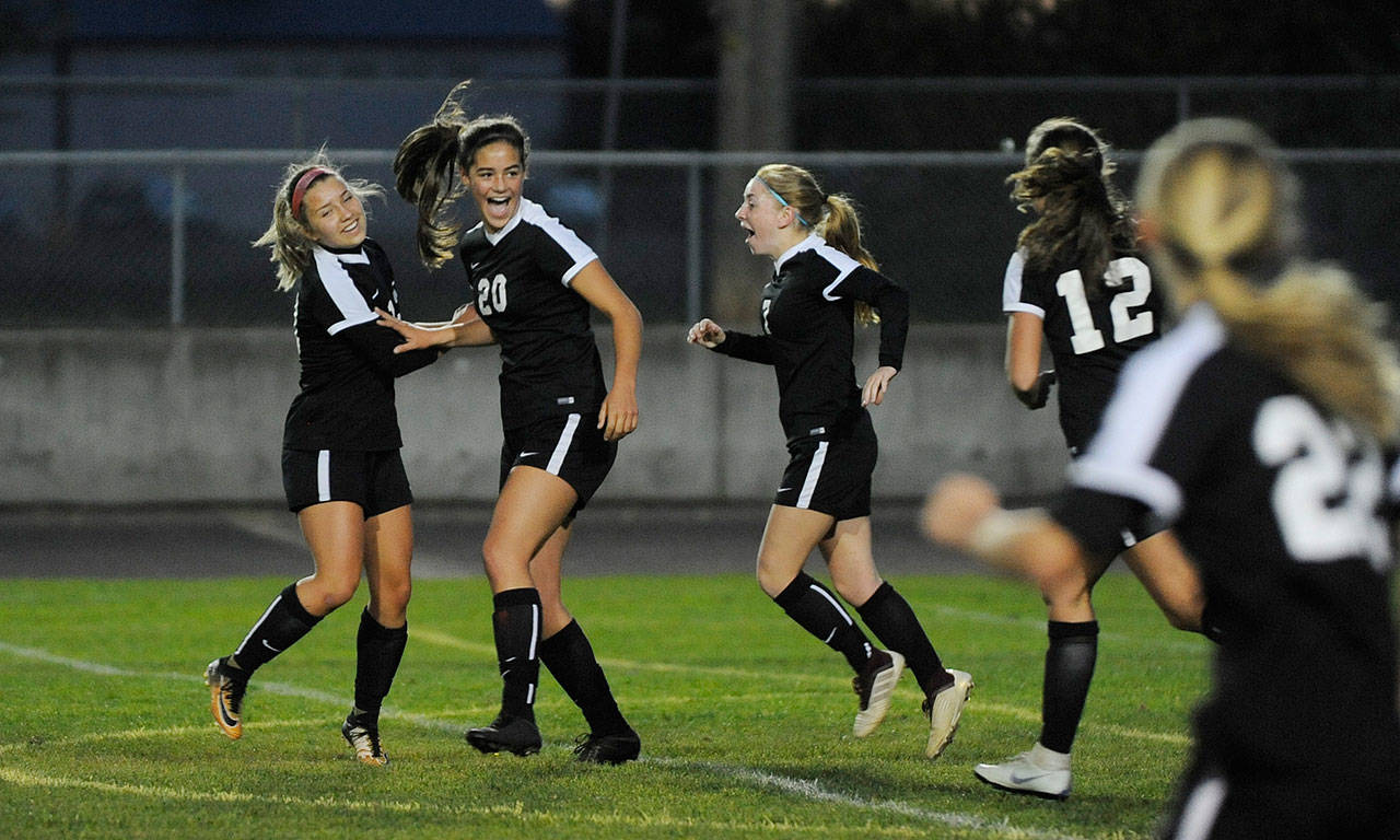 Girls soccer: Wins put SHS back in playoff hunt