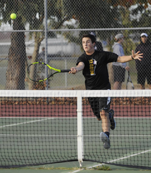 Boys tennis: SHS edges Bremerton with doubles sweep