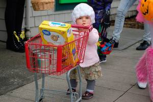 Cruisin’ for candy: Trick-or-treaters seek sweets in Sequim on Halloween