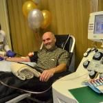 Sequim man celebrates donating 100 pints of blood