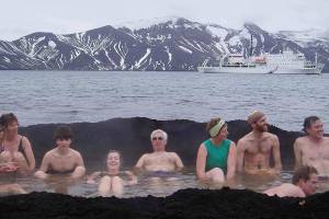 Paddling through the Antarctic Archipelago