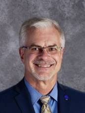 School Board maintains superintendent contract