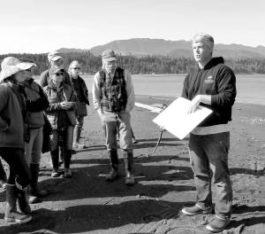 Learn about bluffs, beaches with 2019 Beach Naturalist course