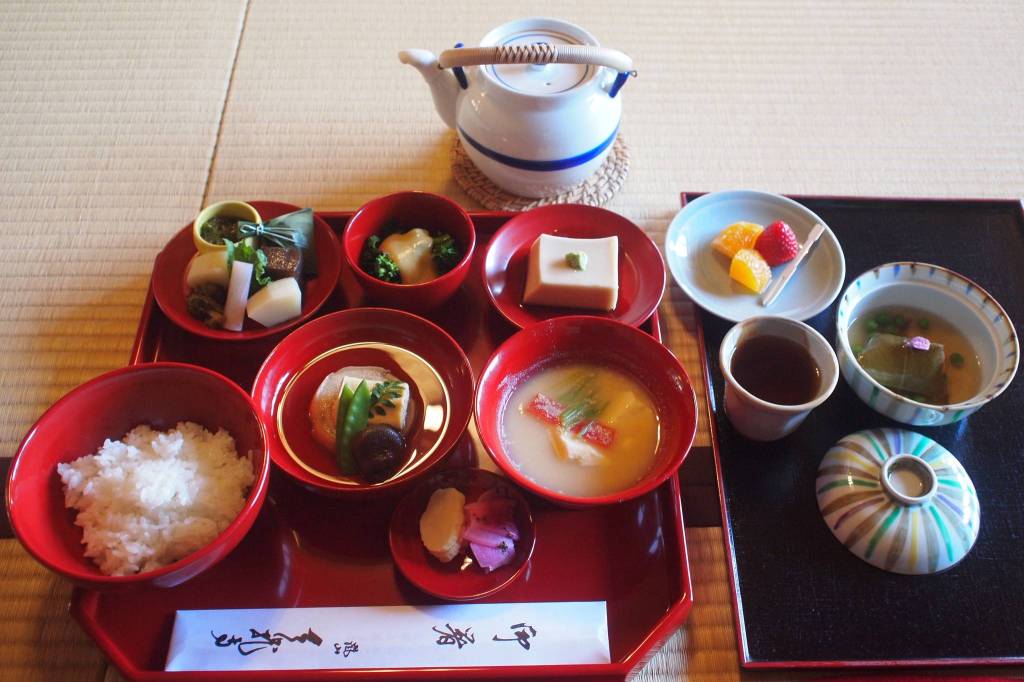 Zen vegetarian lunch in restaurant of Gardens of Tenryuji Temple, Arashiyama, Kyoto, a World Cultural Heritage Site. Photo courtesy of Wendy Feltham