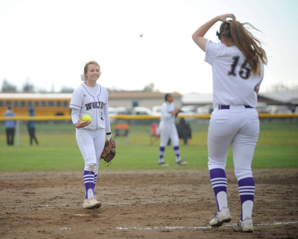 Fastpitch: Sequim shuts out Port Angeles in key league match-up SLIDESHOW