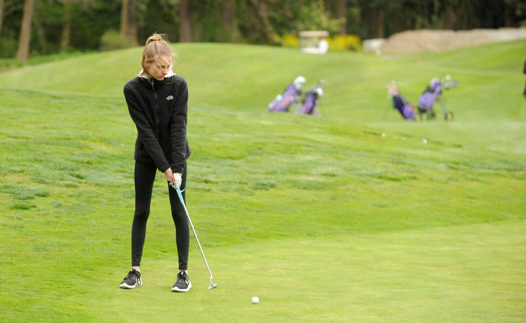 Golf: SHS boys cap fourth consecutive league title