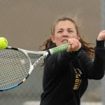 Girls tennis: Wolves clinch league title with wins