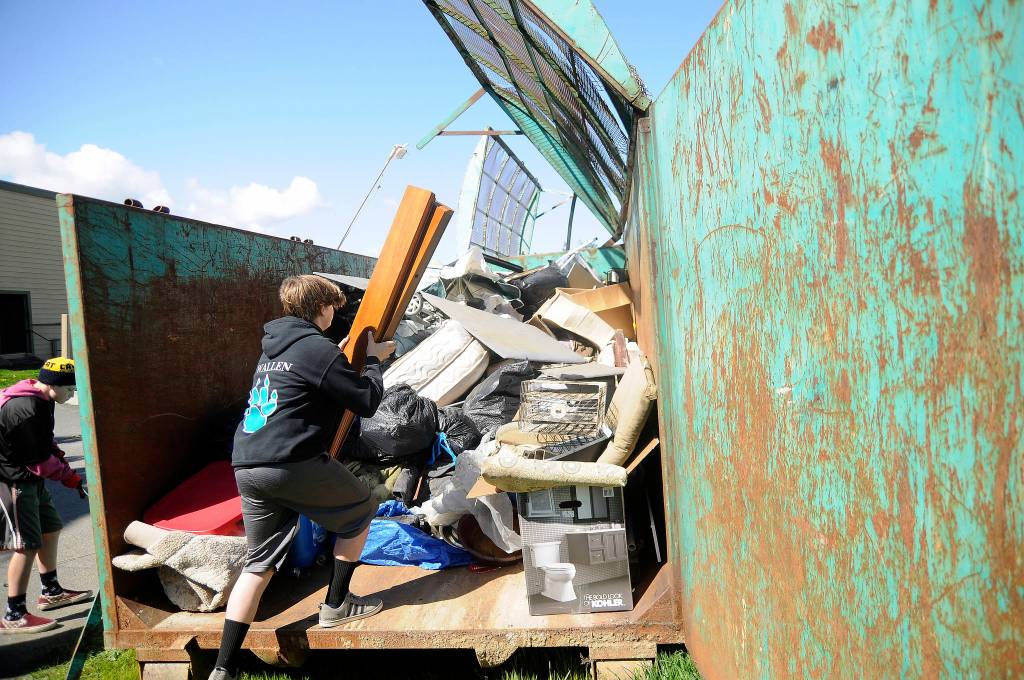 Sequim Scouts help with Habitat’s Rally