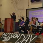 Keynote speaker Rashad Norris talks to students during Sequim High Schools Decision Day assembly.