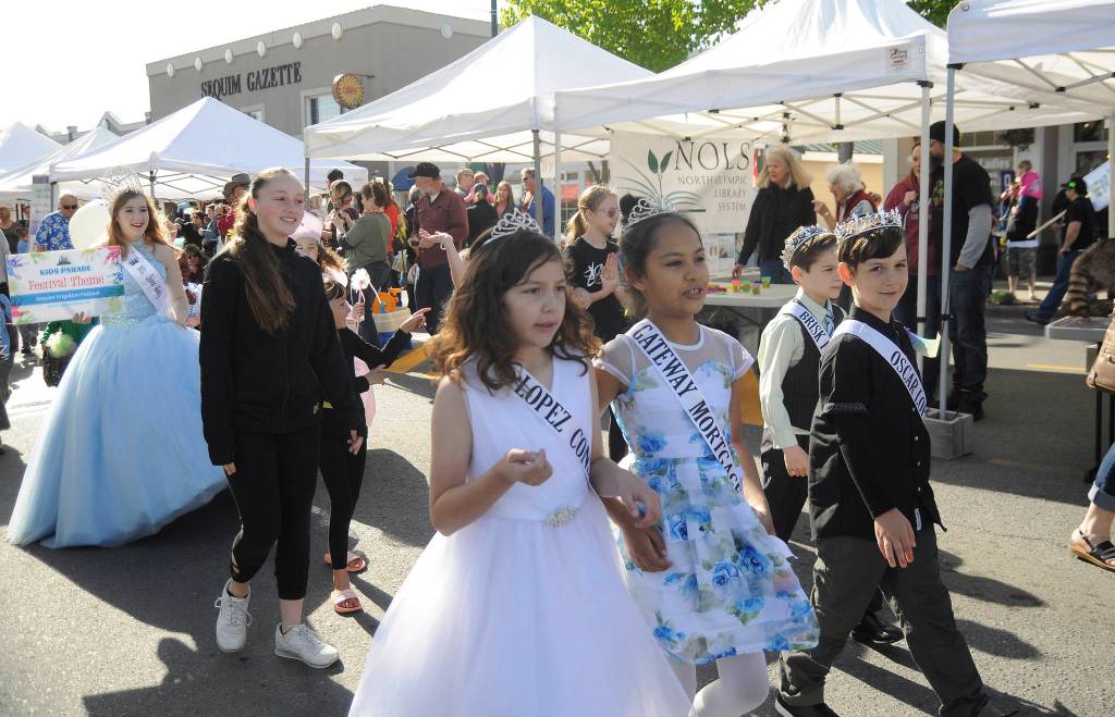 Irrigation Festival’s Kid Parade shows there’s ‘No Place Like Home’