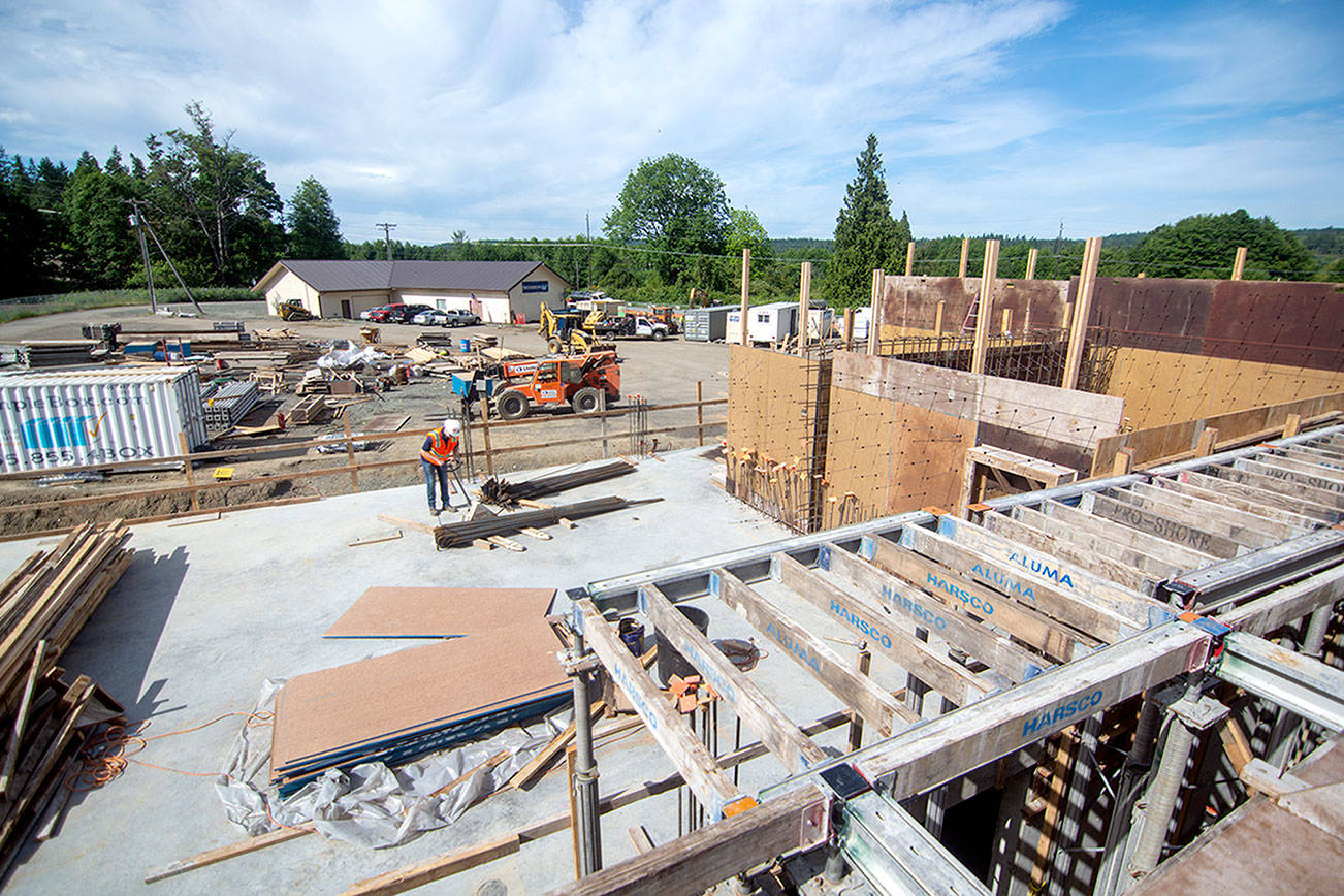 Plans outlined for hotel in Blyn