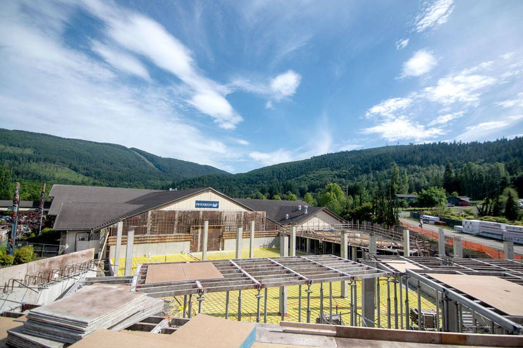 Plans outlined for hotel in Blyn