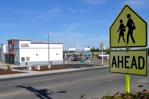 The new 24 hour AM/PM minimart in Carlsborg with Greywolf Elementary school in the background. The Sequim School district has until July 2 to respond or object to the stores liquor license application. Sequim Gazette photo by Matt Nash