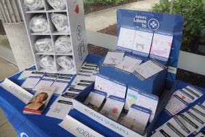 Subaru program offers blankets, best wishes for cancer patients