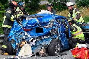 Wreck injures 6, blocks traffic on US Highway 101 at Elwha River bridge