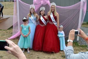 Storytime brings dozens of royalty together at library